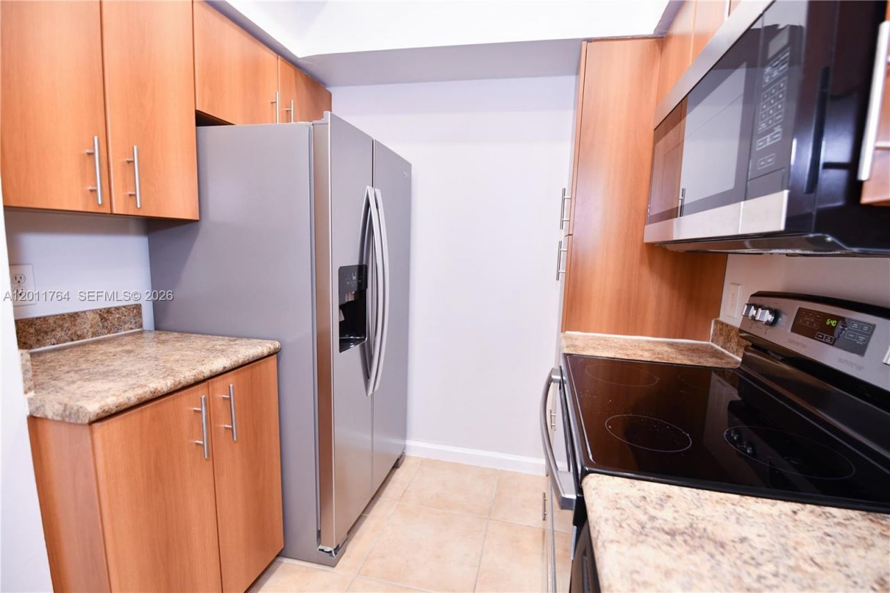 1011 Crystal Way , Unit D, Delray Beach, FL 33444 Photo