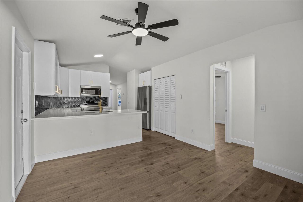945 SE Forrest Park Drive, Stuart, FL 34994 Photo