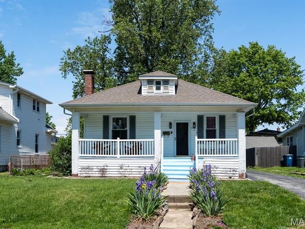 823 Douglas Street , Alton, IL 62002