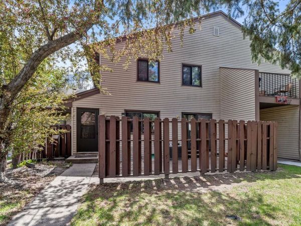 6047 72nd Lane N, Brooklyn Park, MN 55429