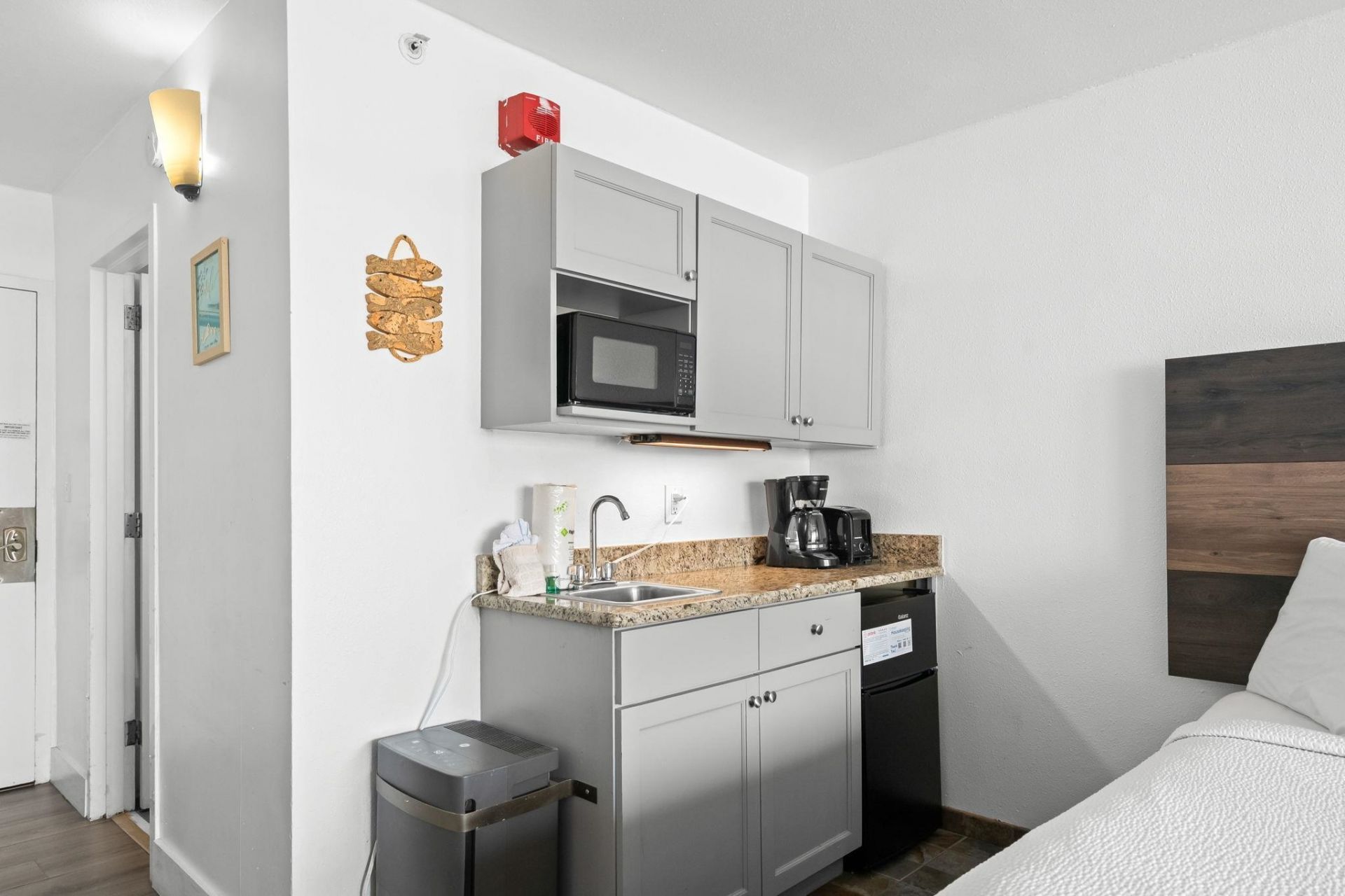1501 S Ocean Blvd. Photo 16