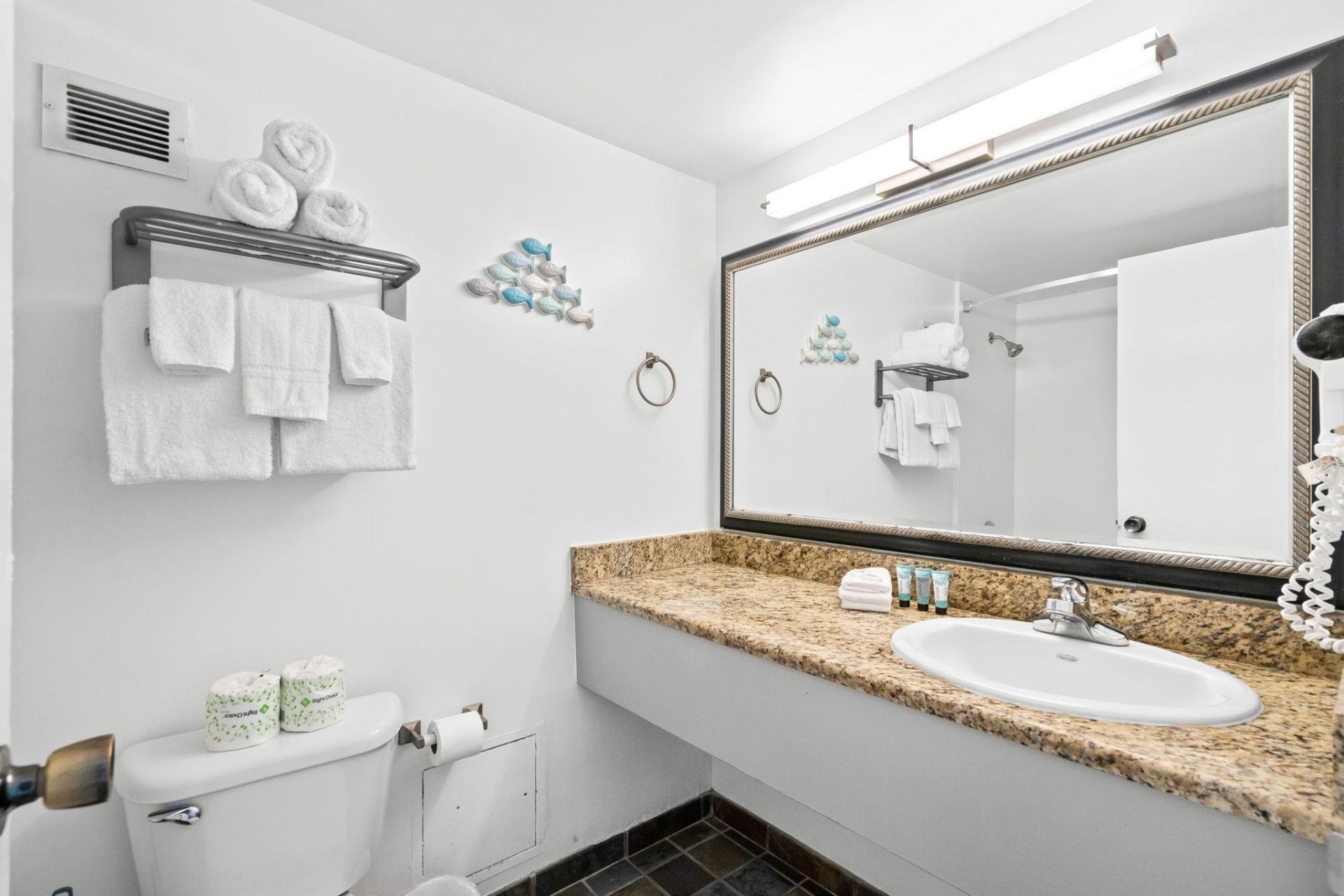 1501 S Ocean Blvd. Photo 24