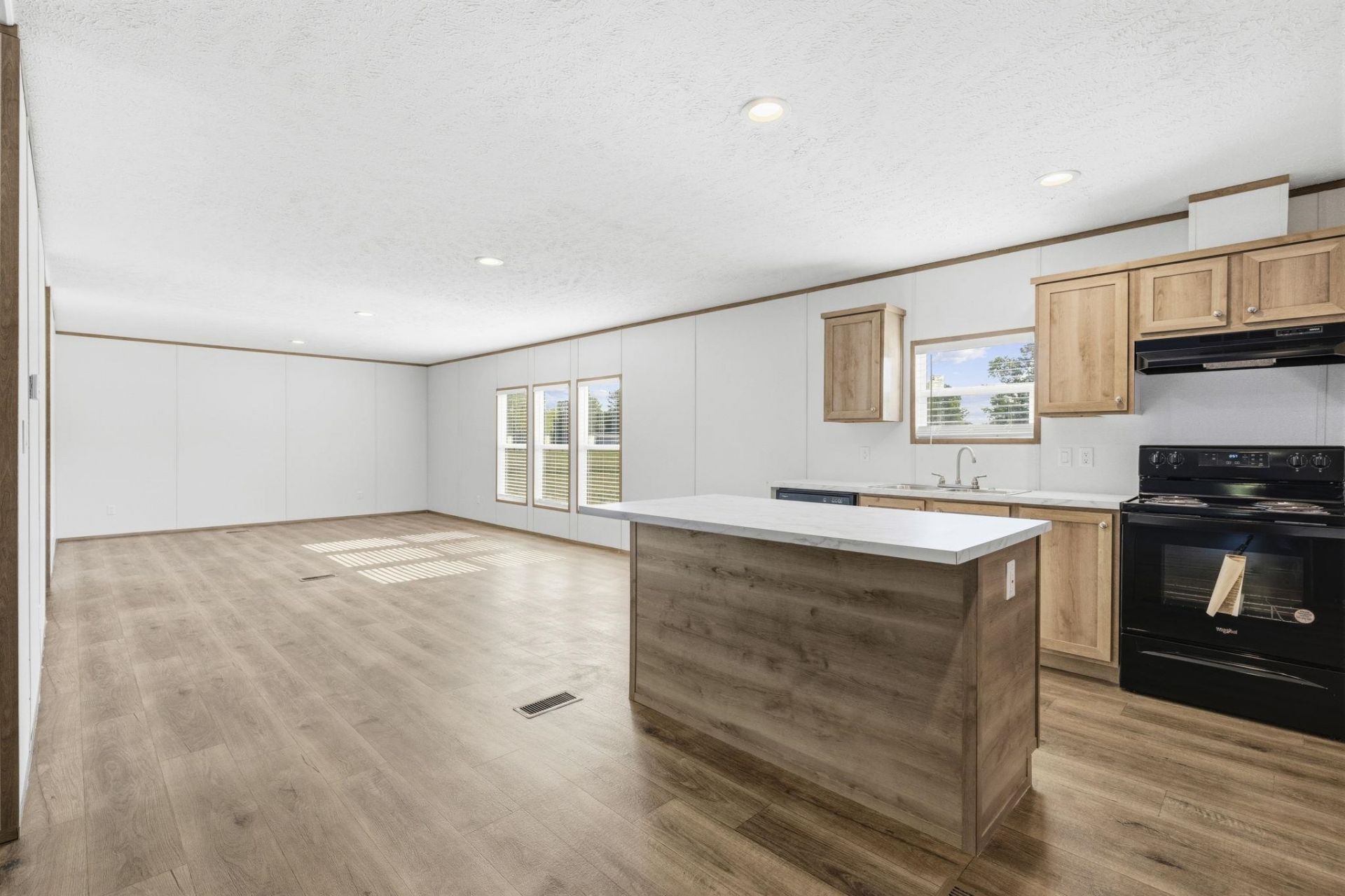 7031 Norton Rd. Photo 14