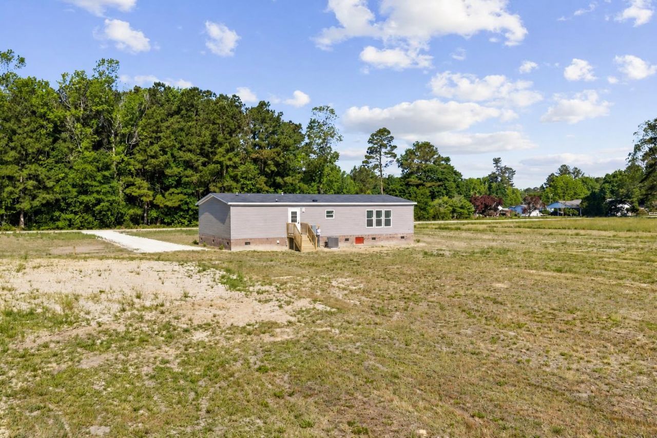 7031 Norton Rd. Photo 25