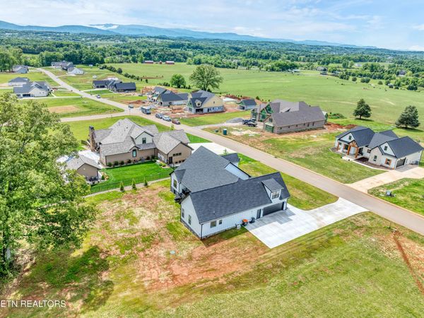 1114 Herbert Drive, Greenback, TN 37742