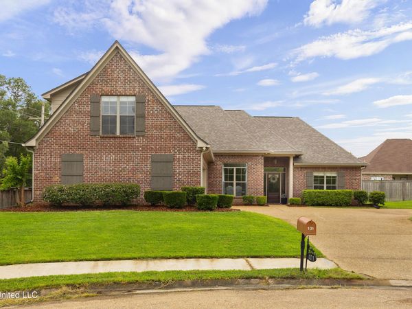 101 Marion Drive, Clinton, MS 39056