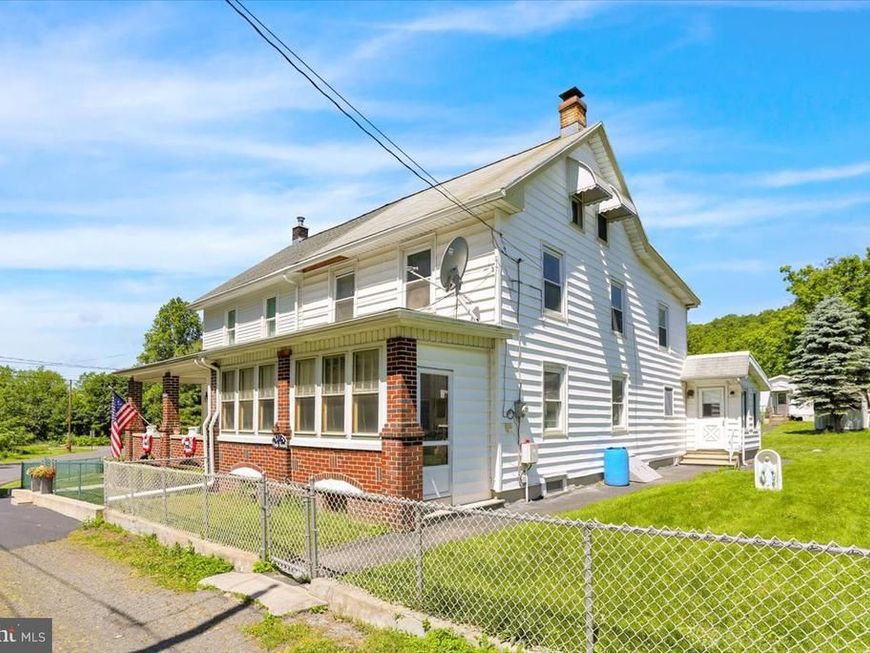 17 High Road, Pottsville, PA 17901 Main Photo