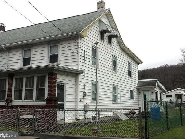 17 HIGH ROAD, POTTSVILLE, PA 17901