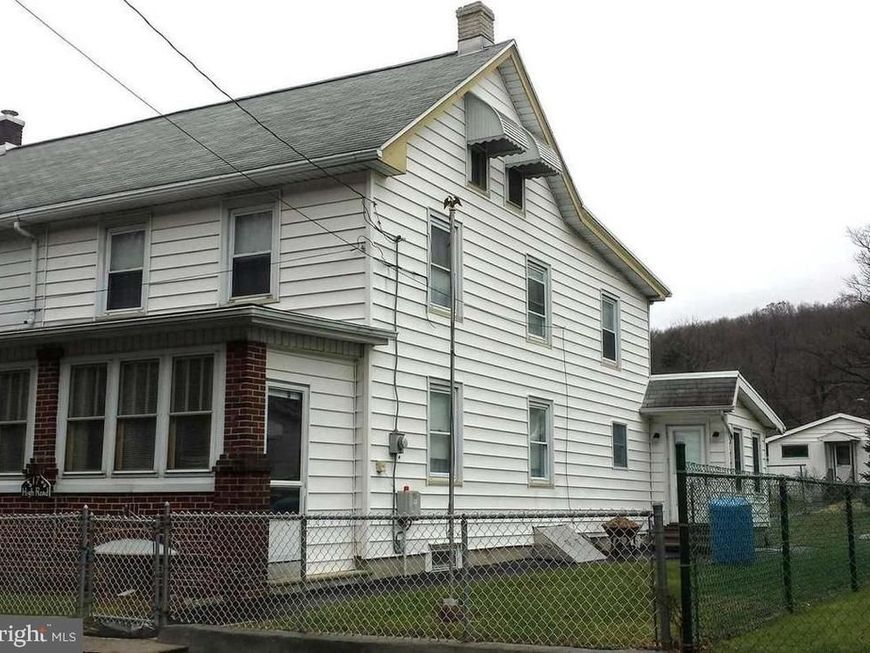 17 High Road, Pottsville, PA 17901 Main Photo