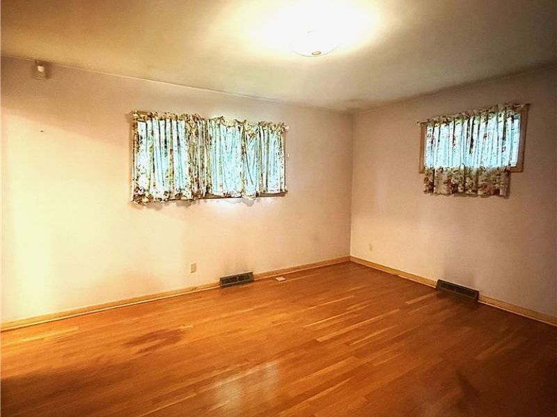 1952 Dodge Drive NW, Warren, OH 44485 Photo 13