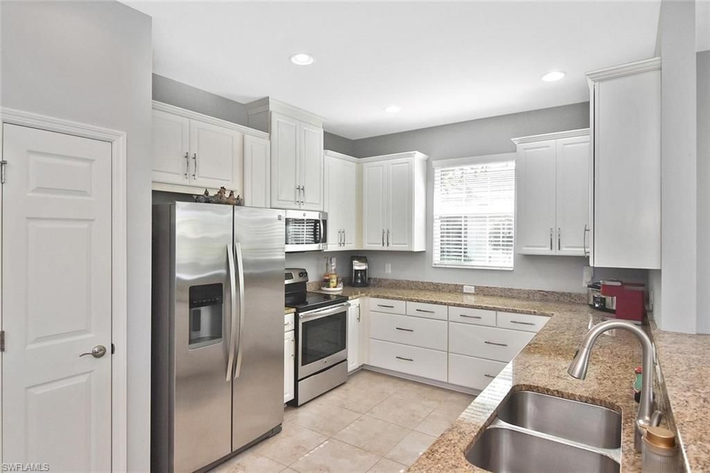 2606 Anguilla Dr, Cape Coral, FL 33991 Photo