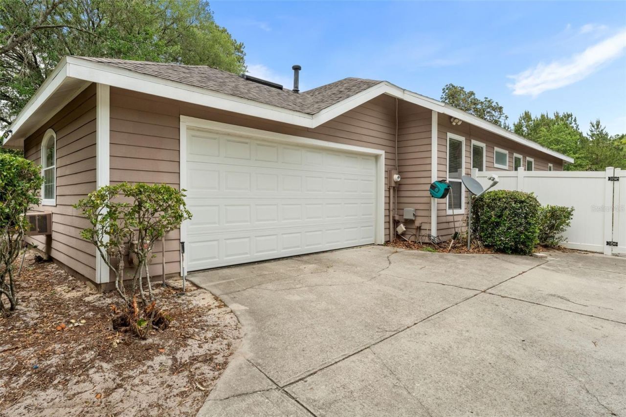 11520 NW 8th Lane , Gainesville, FL 32606 Photo