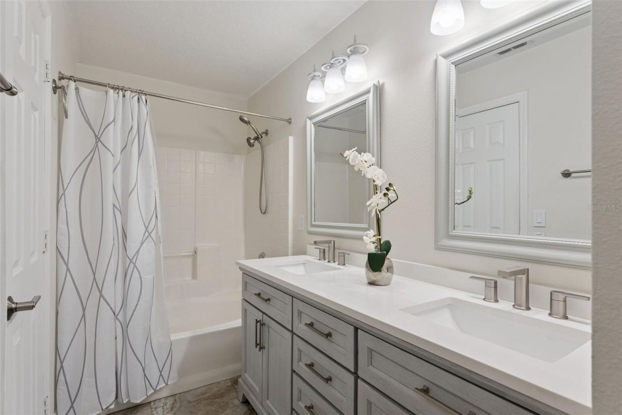 730 Battery Pointe Drive, Orlando, FL 32828 Photo