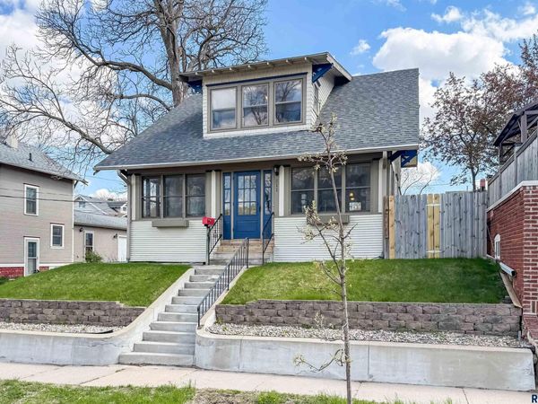 311 E 19th St, Sioux Falls, SD 57105