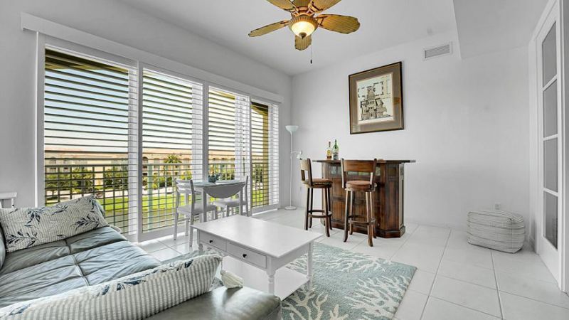 1 Harbour Isle Drive E, Unit Ph2, Fort Pierce, FL 34949 Photo