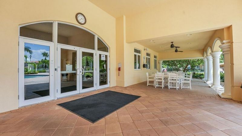 1 Harbour Isle Drive E, Unit Ph2, Fort Pierce, FL 34949 Photo