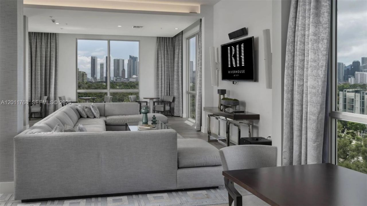 1170 NW 11th St , Unit A-405, Miami, FL 33136 Photo