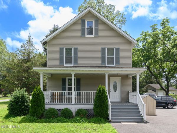 216 Chapel Hill Road, Unit A, Atlantic Highlands, NJ 07716
