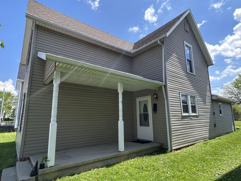621 E Spring Street, Saint Marys, OH 45885 Photo 2