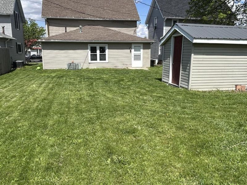 621 E Spring Street, Saint Marys, OH 45885 Photo 4