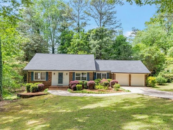 180 Dublin Court SW, Mableton, GA 30126
