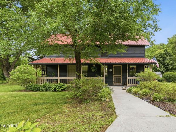 5861 Highway 360 , Tellico Plains, TN 37385