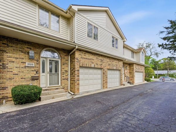 3125 Lake Avenue , Wilmette, IL 60091