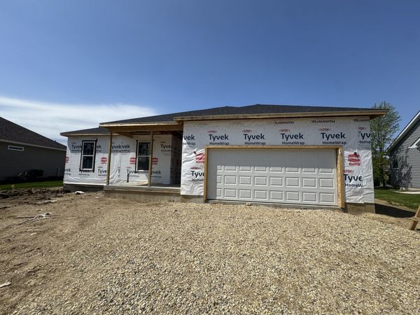 427 Riverbend Drive , Genoa, IL 60135