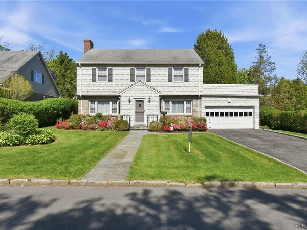 25 Brookfield Road, Mount Vernon, NY 10552