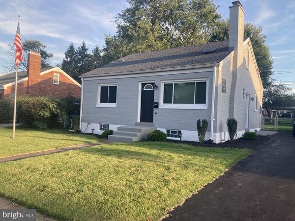 5021 VIRGINIA AVENUE, HARRISBURG, PA 17109