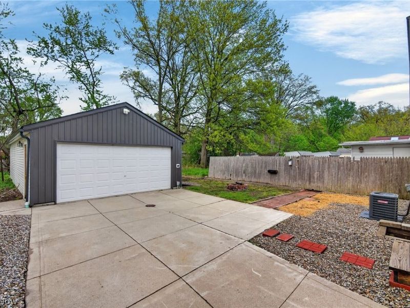 11818 Kirton Avenue, Cleveland, OH 44135 Photo 17