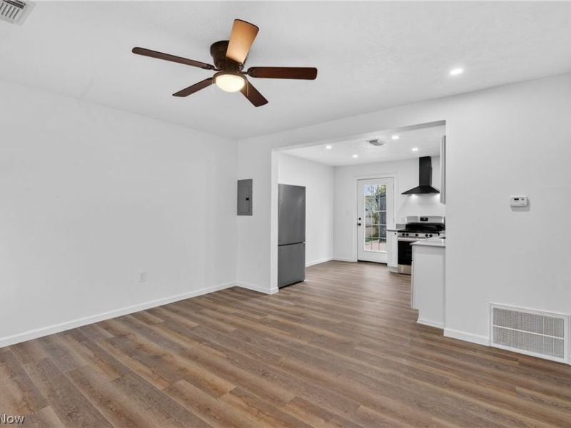 11818 Kirton Avenue, Cleveland, OH 44135 Photo 7
