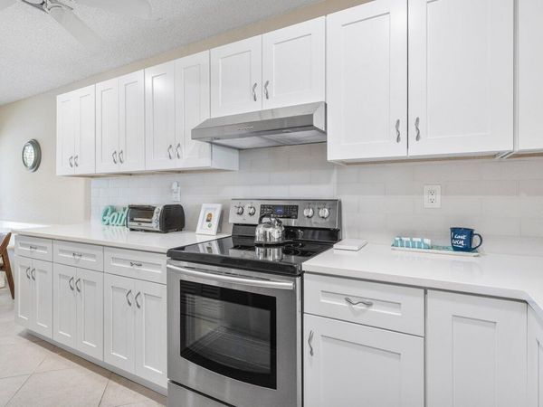 5850 Sugar Palm Court, Delray Beach, FL 33484