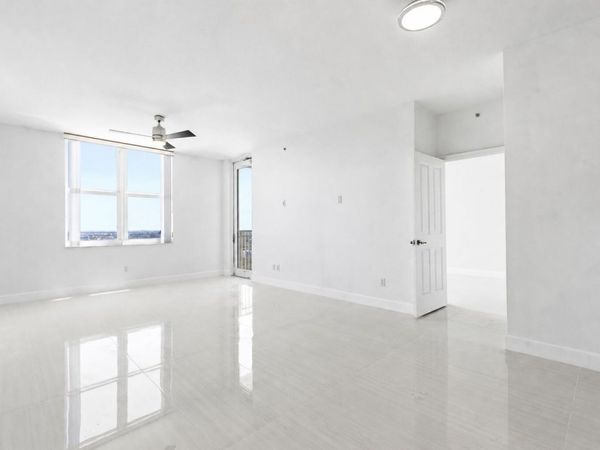 511 SE 5th Avenue, Unit 2207, Fort Lauderdale, FL 33301