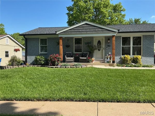 962 Tree Trails Lane , Fenton, MO 63026