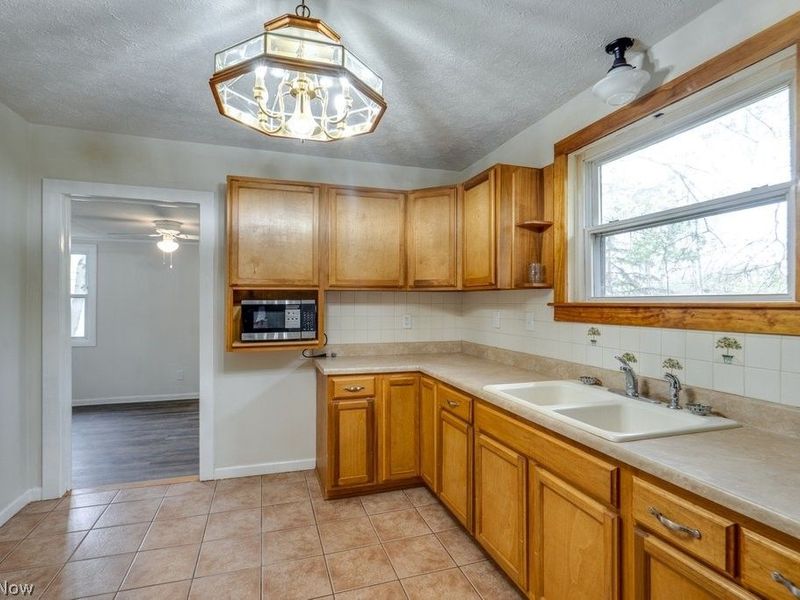 3480 Jones Street , Ravenna, OH 44266 Photo 7