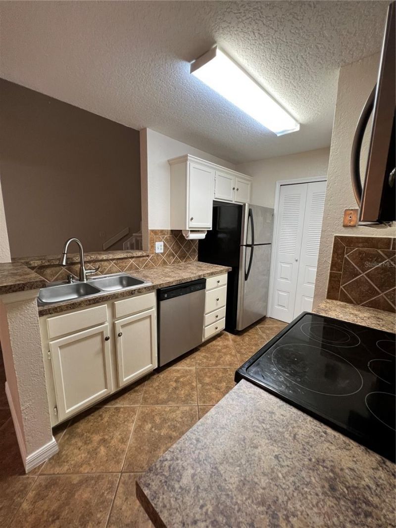 954 Forest Ridge Court, Unit 202, Lake Mary, FL 32746 Photo