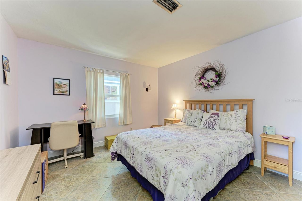 2616 Wood Street, Sarasota, FL 34237 Photo