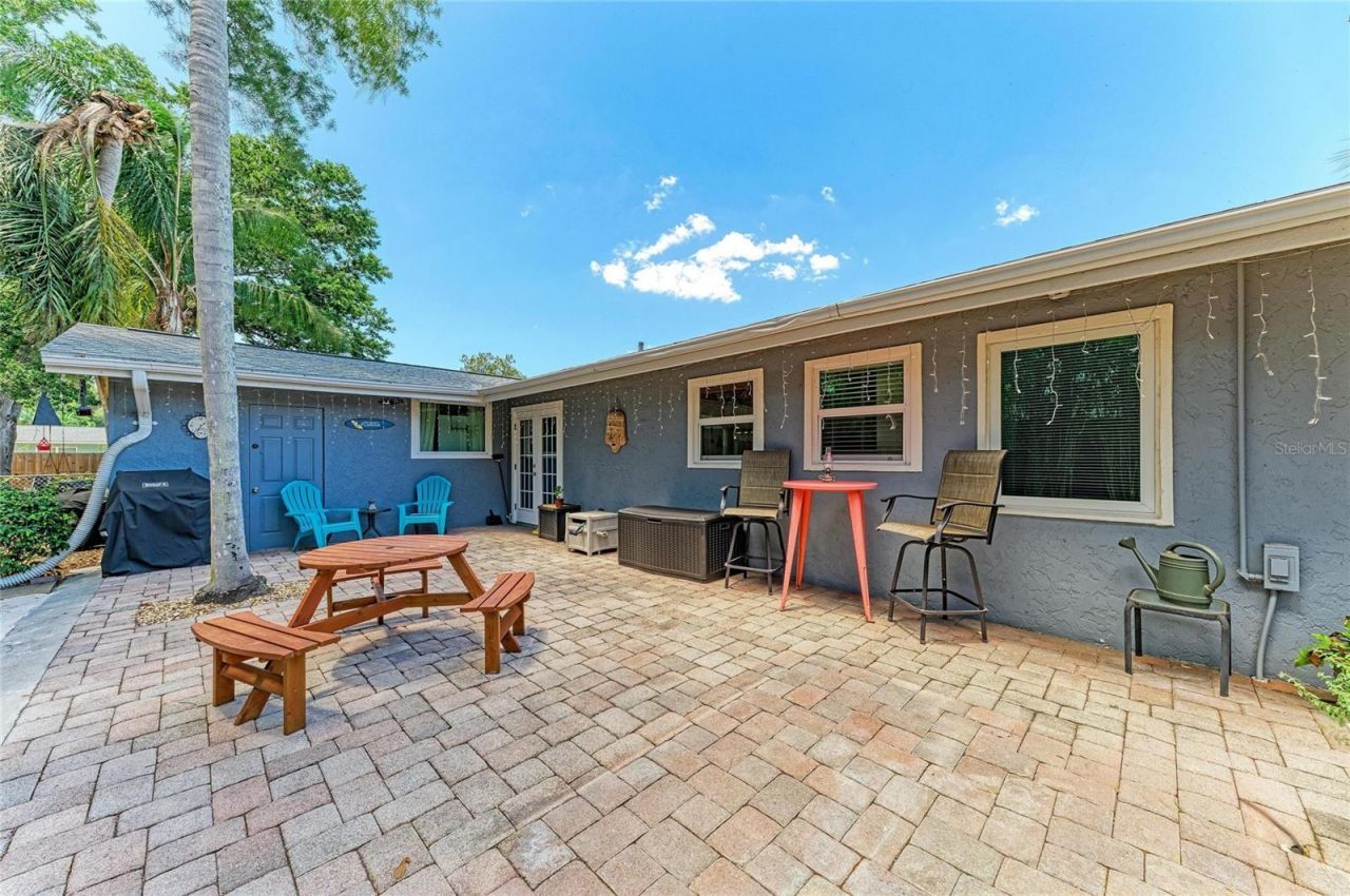2616 Wood Street, Sarasota, FL 34237 Photo