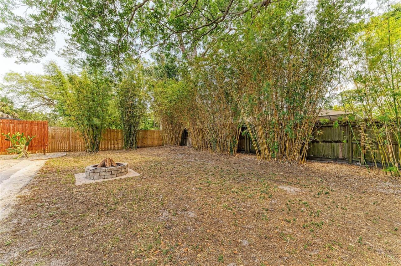 2616 Wood Street, Sarasota, FL 34237 Photo
