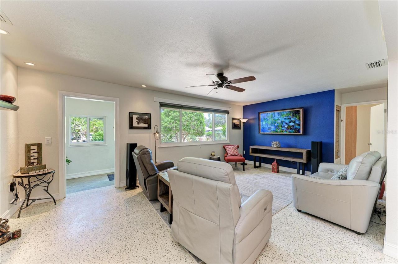 2616 Wood Street, Sarasota, FL 34237 Photo