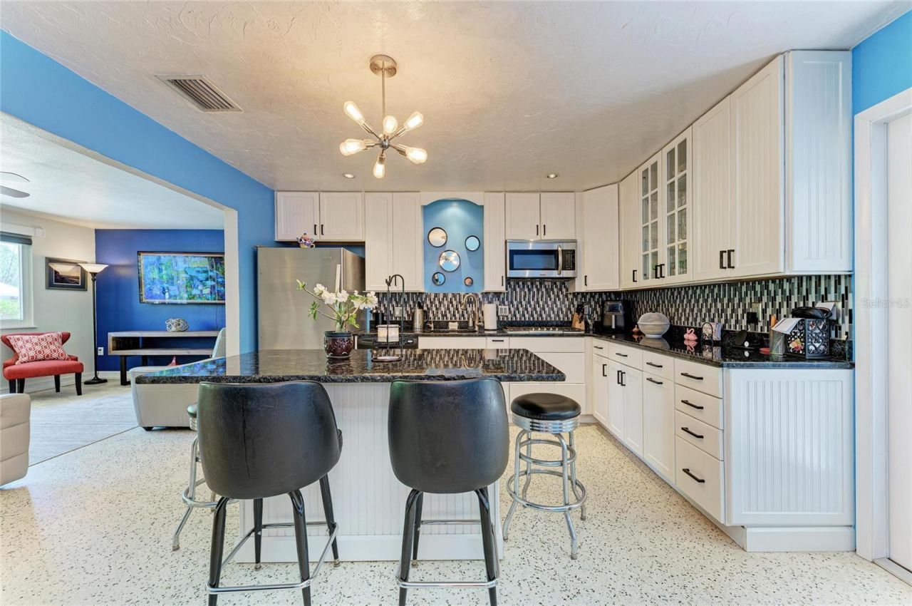 2616 Wood Street, Sarasota, FL 34237 Photo