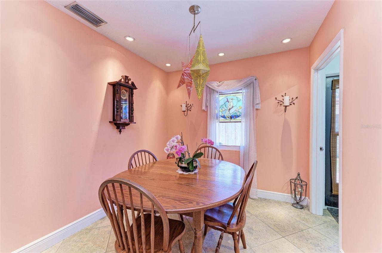 2616 Wood Street, Sarasota, FL 34237 Photo