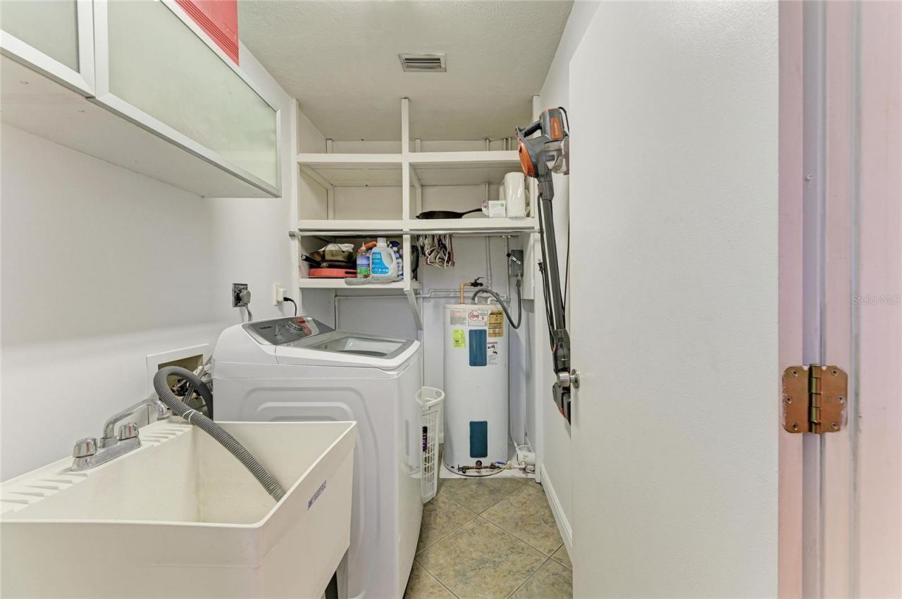 2616 Wood Street, Sarasota, FL 34237 Photo