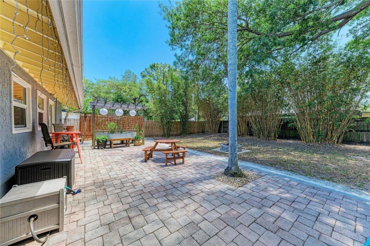2616 Wood Street, Sarasota, FL 34237 Photo