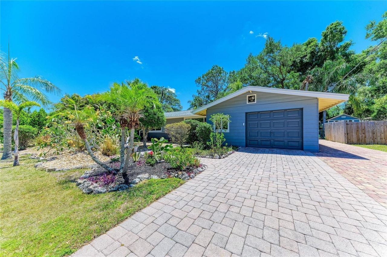 2616 Wood Street, Sarasota, FL 34237 Photo