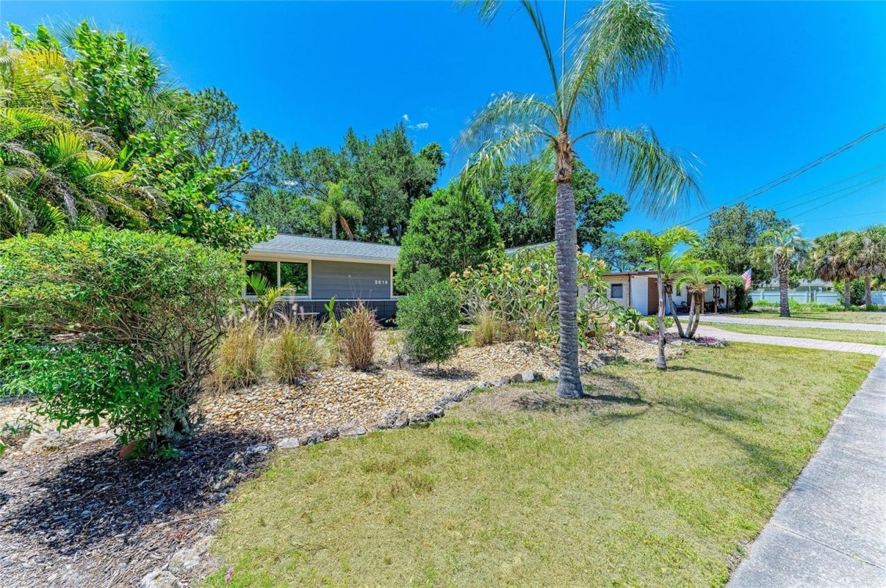 2616 Wood Street, Sarasota, FL 34237 Photo