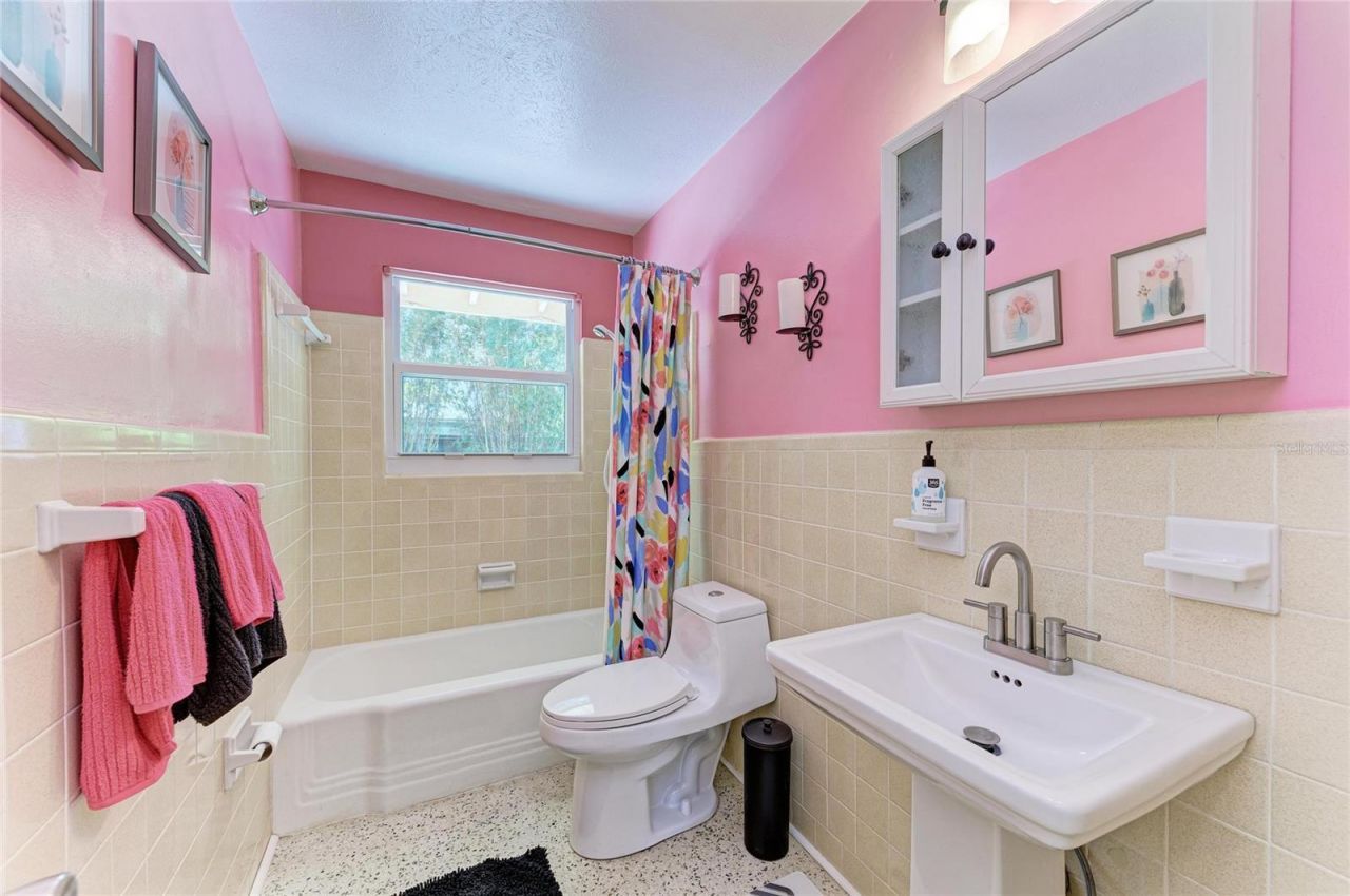 2616 Wood Street, Sarasota, FL 34237 Photo