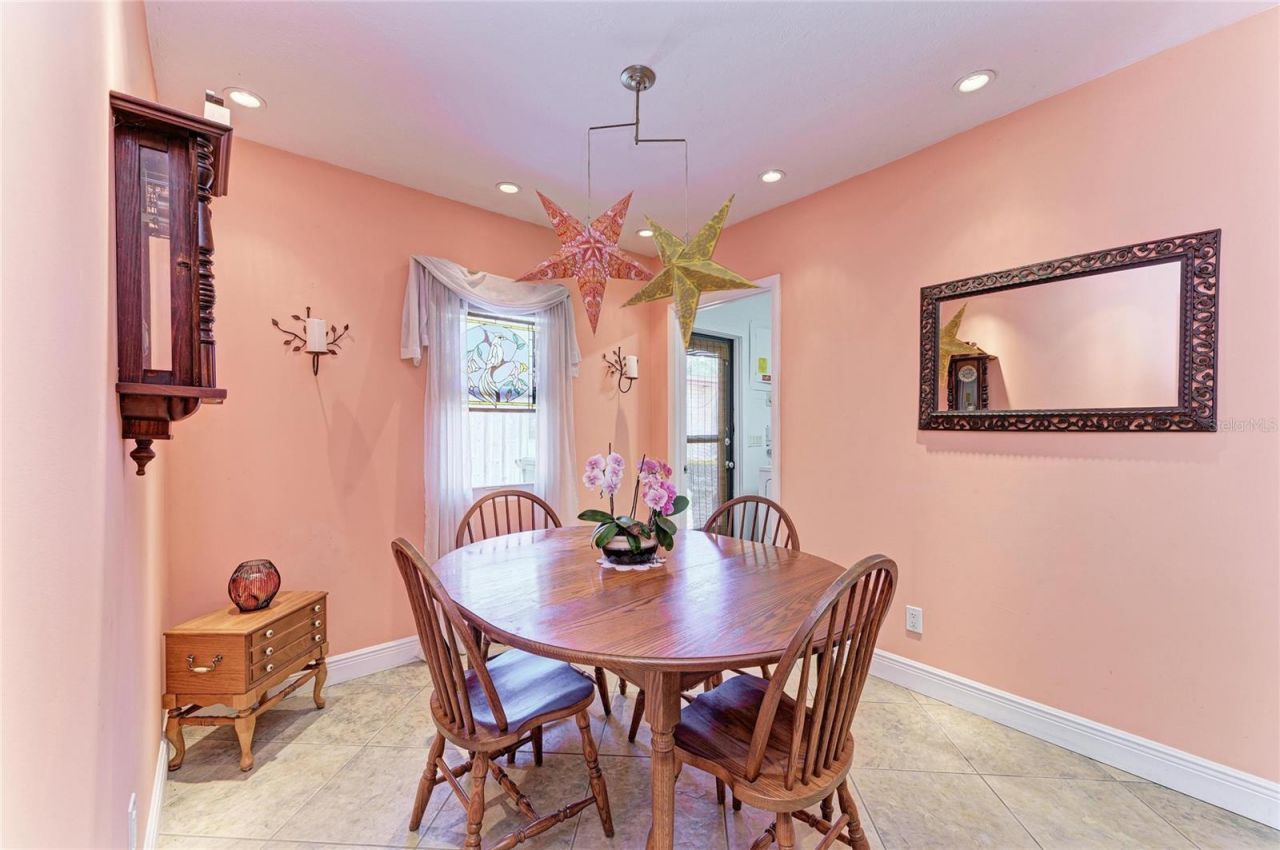 2616 Wood Street, Sarasota, FL 34237 Photo