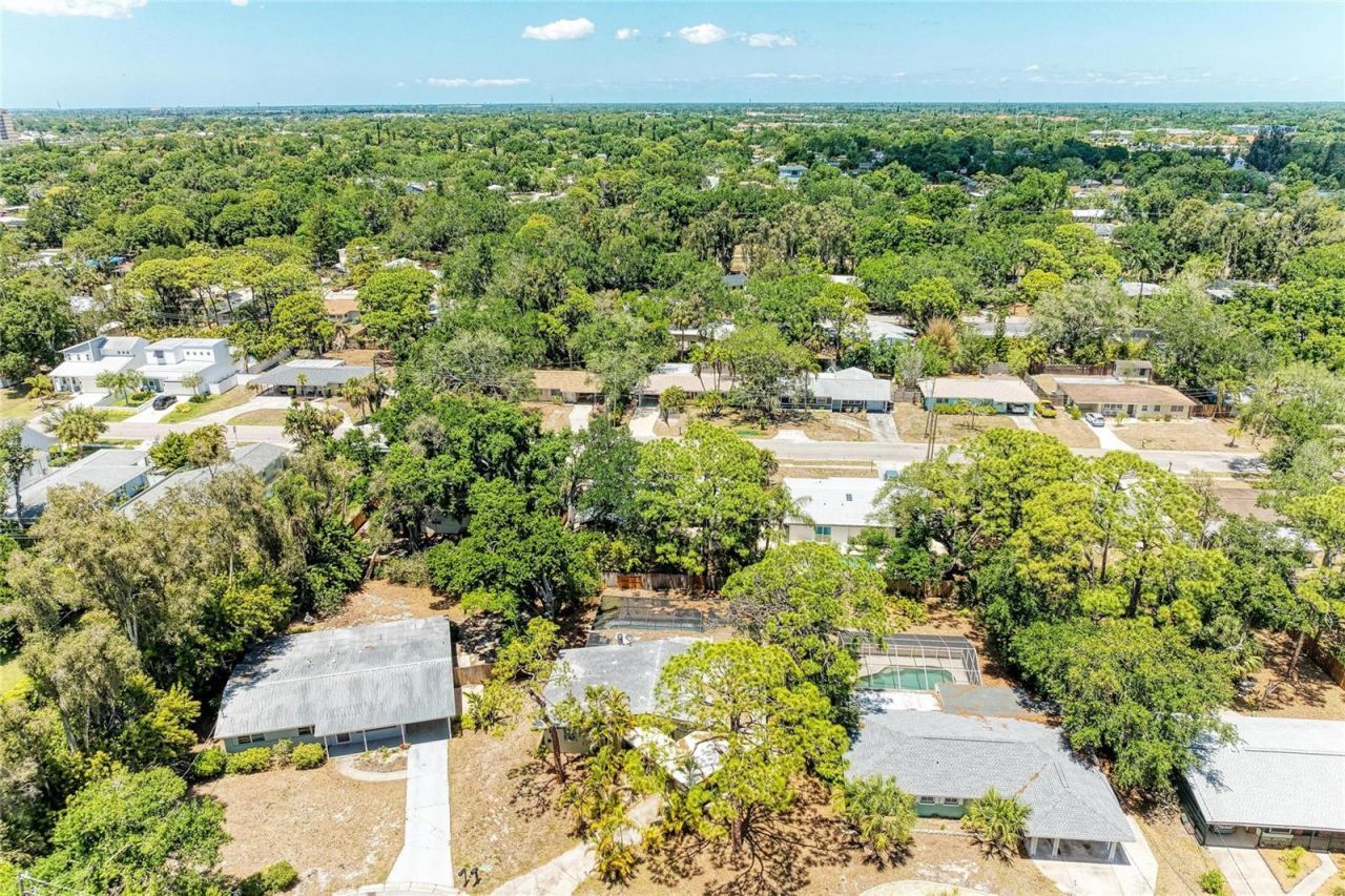 2616 Wood Street, Sarasota, FL 34237 Photo